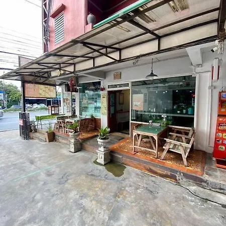 Ratanawong Place 823 Bangkok Exterior photo
