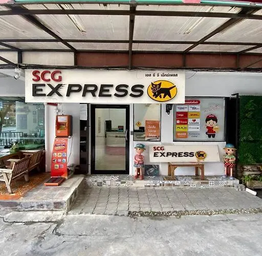 Ratanawong Place 823